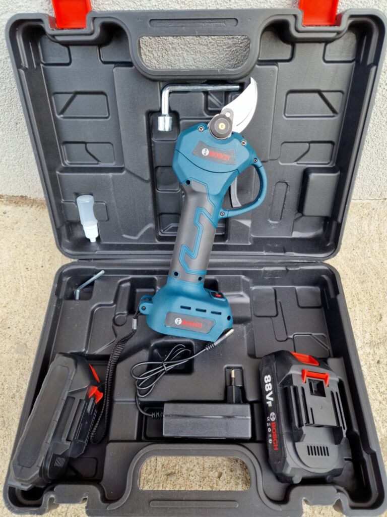 Makita Aku makaze za rezanje voća 88V dve baterije