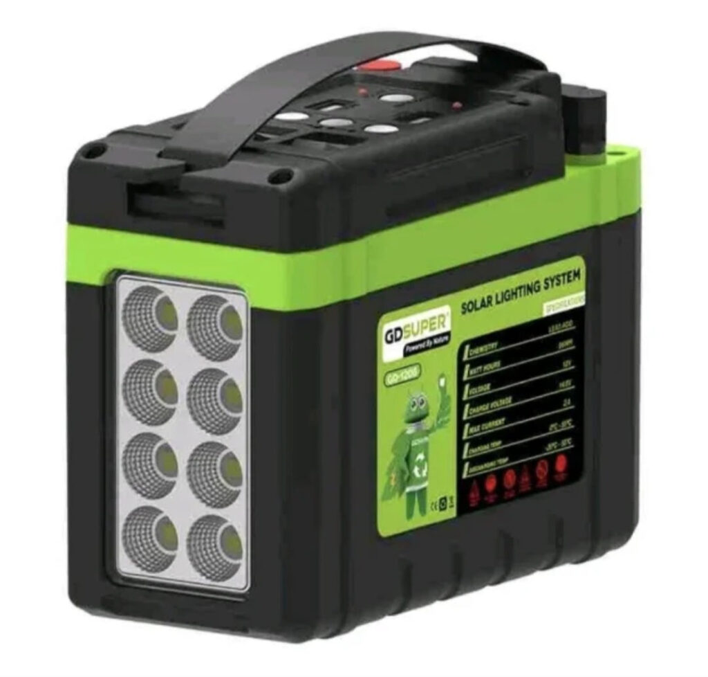 Solarni sistem sa 3 sijalice 12V GD SUPER