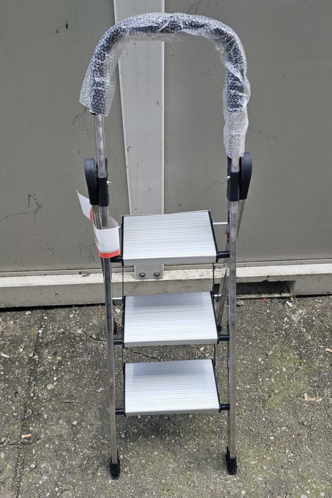 Merdevine aluminijumske 3 stepenika